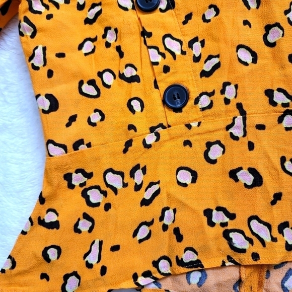 Topshop Leopard Animal Print Button Yellow Orange Size 4. - Picture 6 of 13